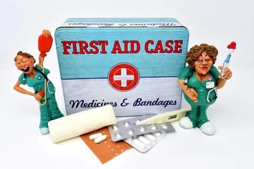 Provide an emergency first aid response in an education and care setting